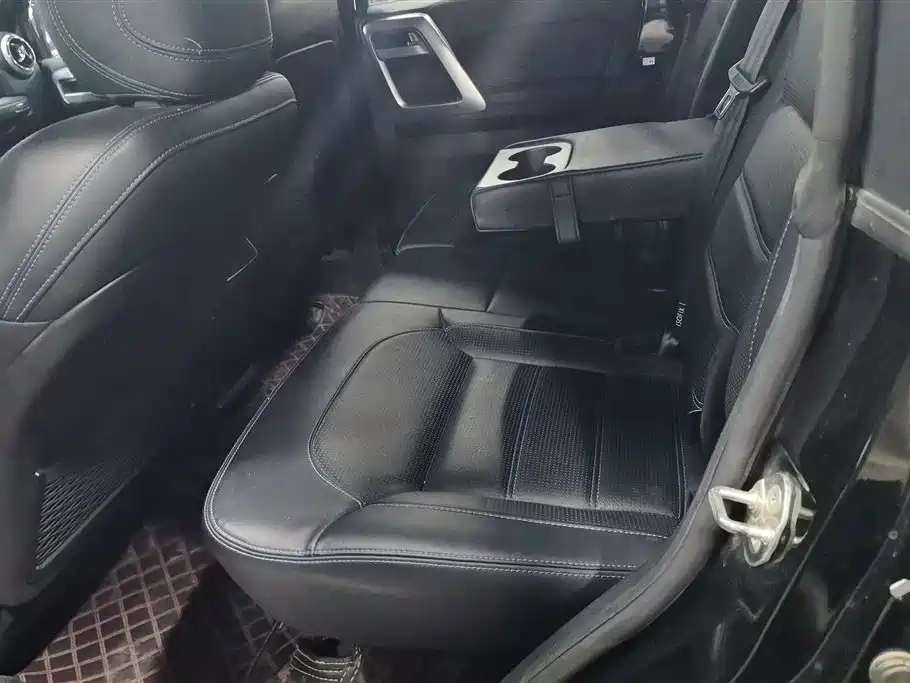 BAIC ORV Beijing Offroad BJ40 2019 PLUS 2.3T Automatic 4WD Luxury Edition China VI фото 11