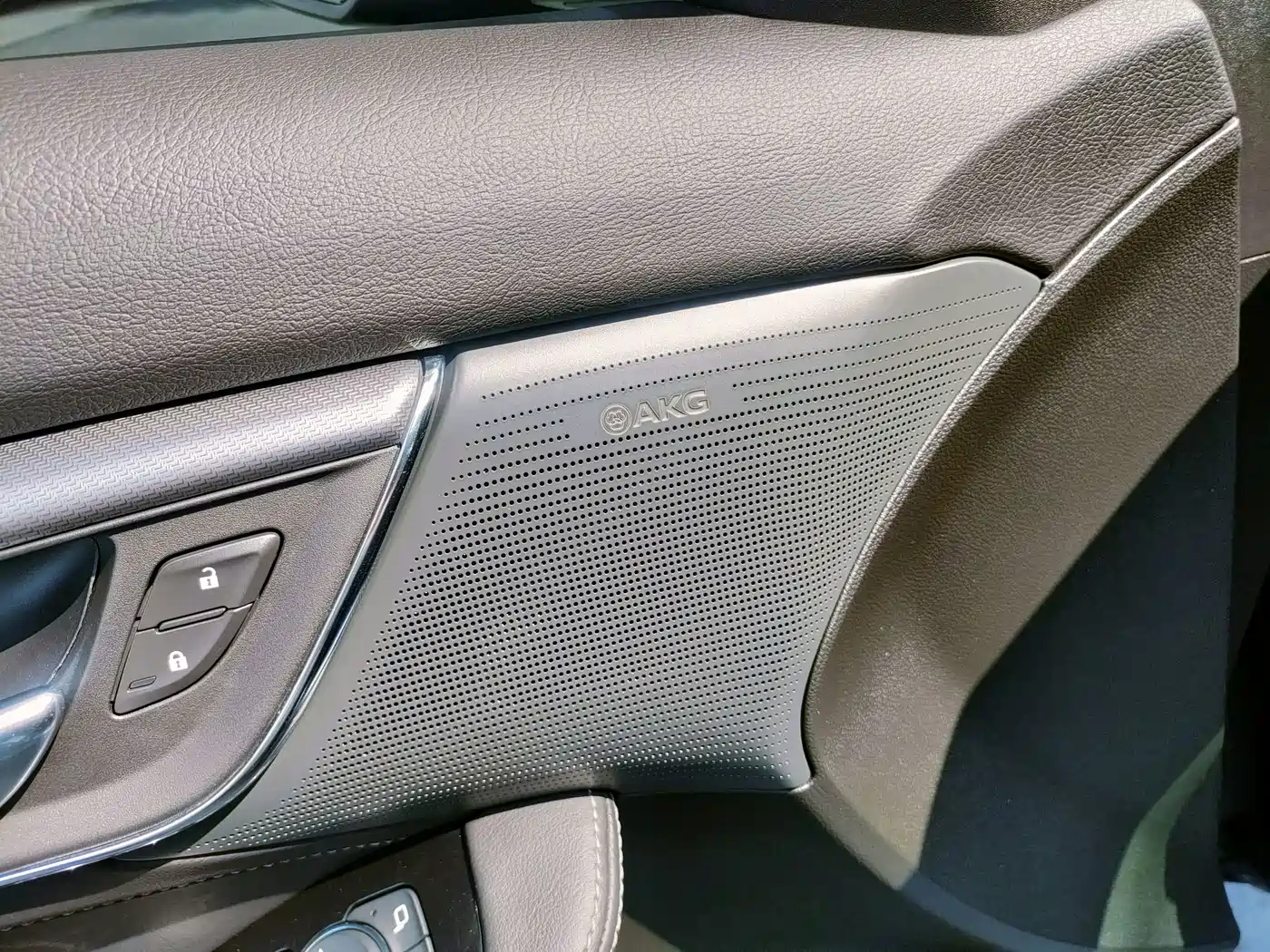 Photo 13 - Cadillac CT5