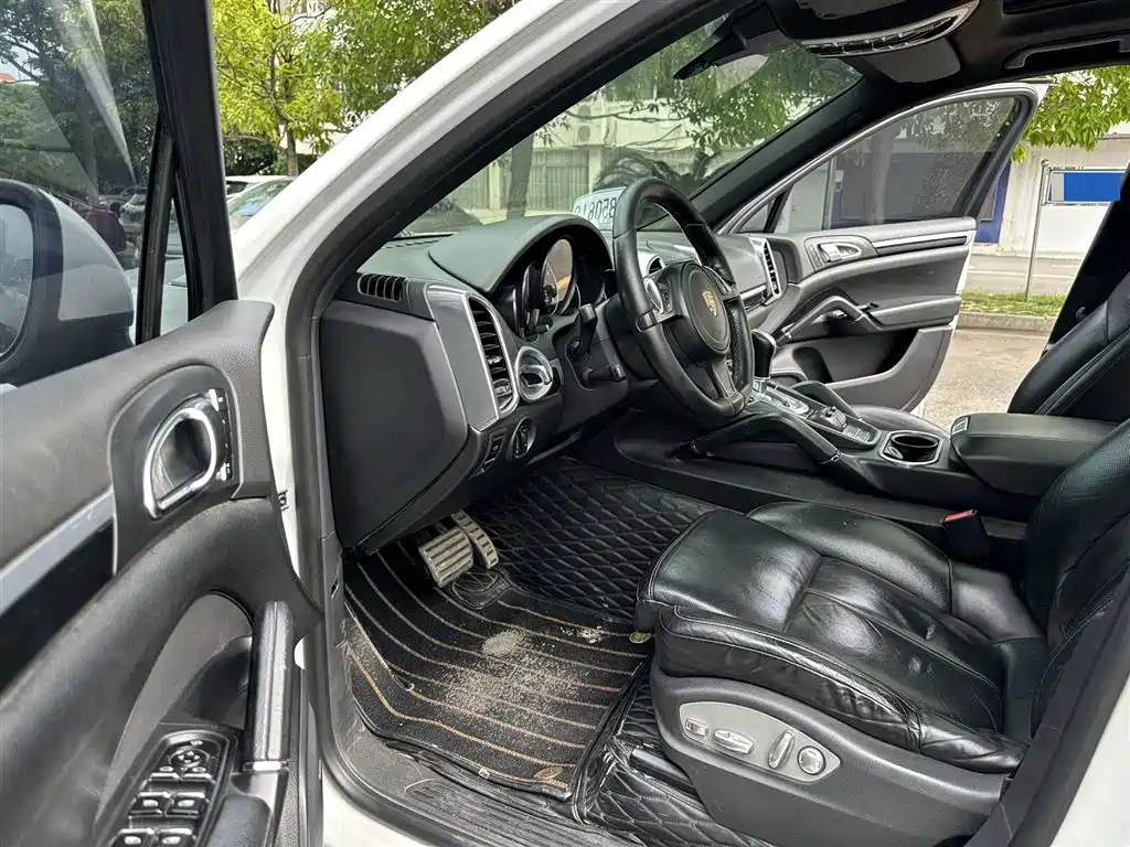 Porsche Cayenne 2015 Cayenne 3.0T фото 10