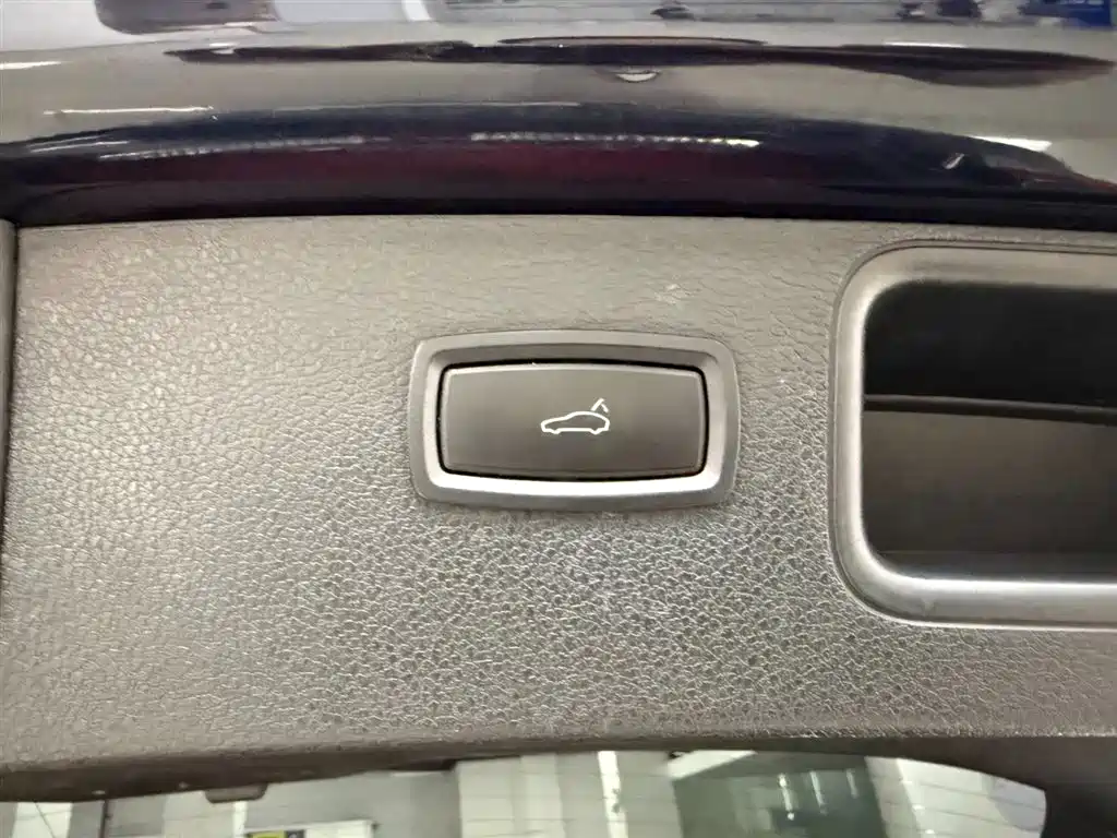 Porsche Macan, миниатюра 20