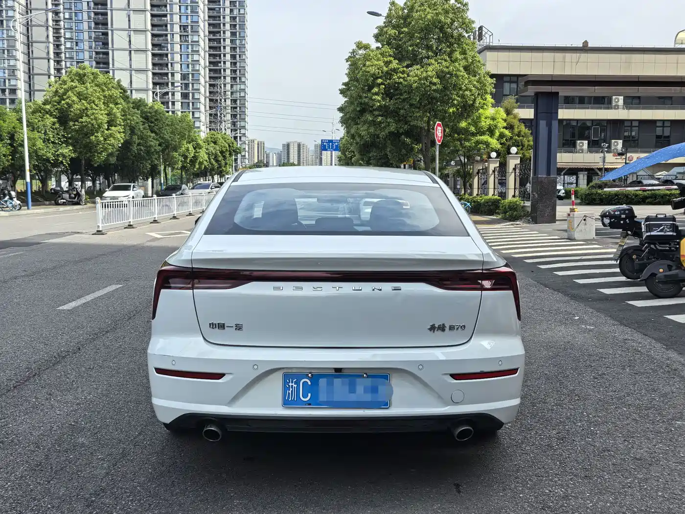 Besturn B70 2021 2021 1.5T Automatic Joy Edition