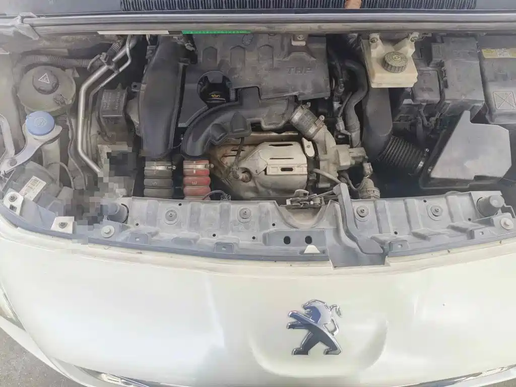 Фото 3 - Peugeot 3008