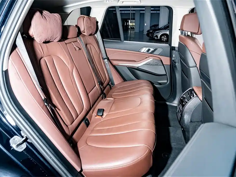 BMW X5 (Import) 2021 xDrive40i Exclusive M Sport Package фото 25