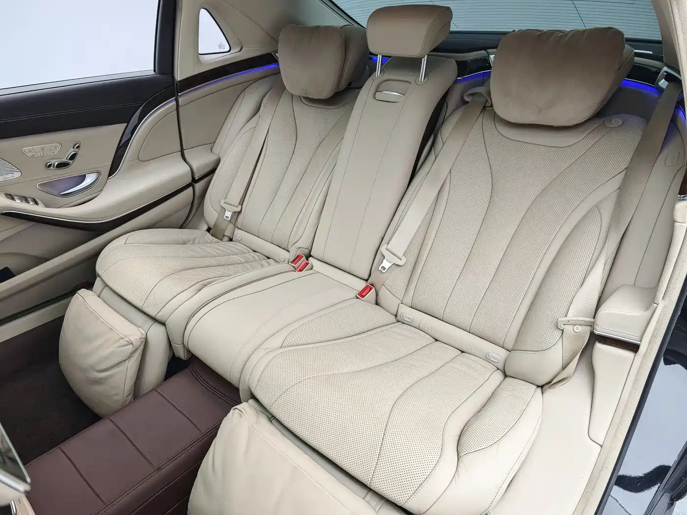 Mercedes-Benz Maybach S-Class 2015 S 400 4MATIC фото 17