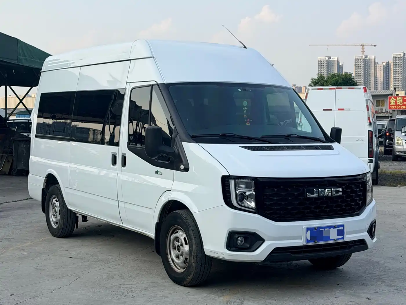 Jiangling JMC Fushun 2024 2023 2.0T Automatic Medium Wheelbase High Roof Commercial MPV 6 Seats
