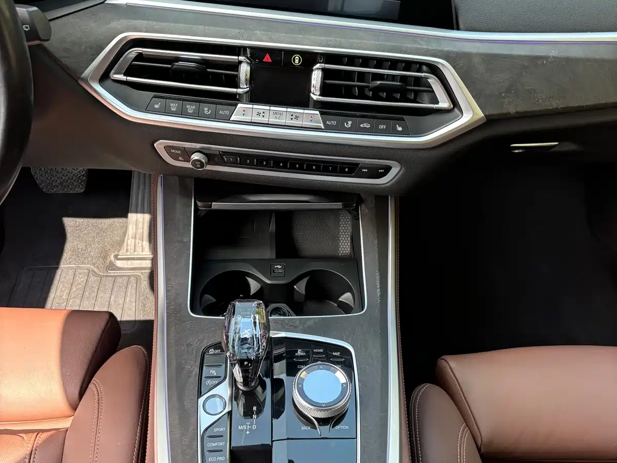 BMW X5 (Import) 2021 xDrive30i X Design Package фото 13