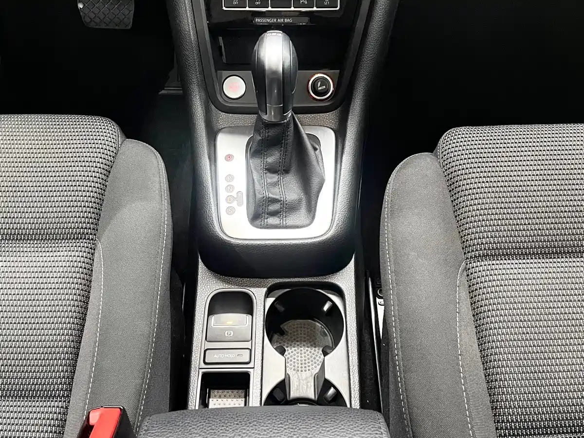 Volkswagen Sharan 2018 380TSI Comfort 7-Seater фото 16
