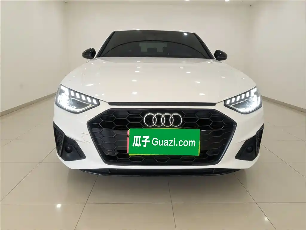 Audi A4L 2023 40 TFSI Luxury Sport фото 3