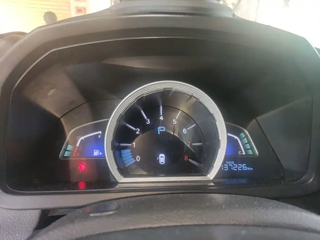 Luxgen U6 SUV 2015 2014 2.0T Wisdom Premium