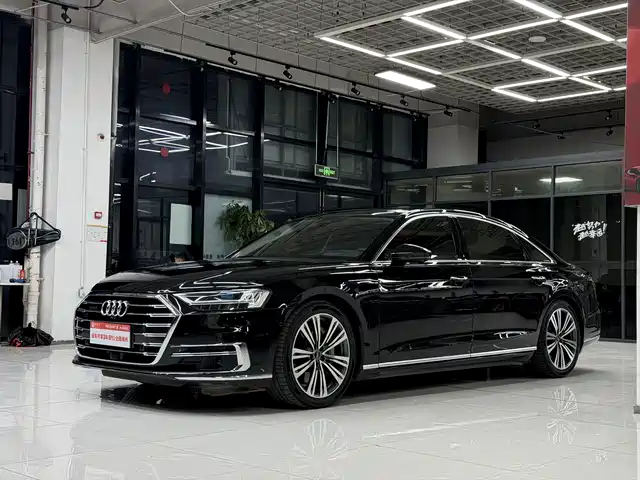 Audi A8 A8L 55 TFSI quattro, Премиум