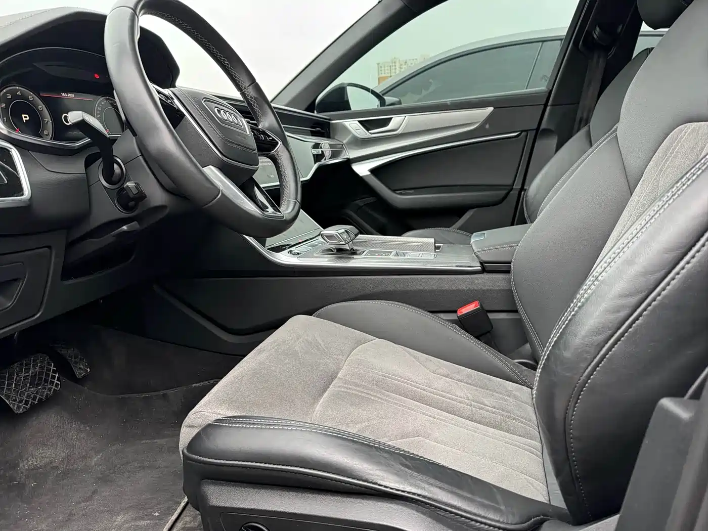 Audi A6L 2023 40 TFSI Luxury Dynamic фото 7