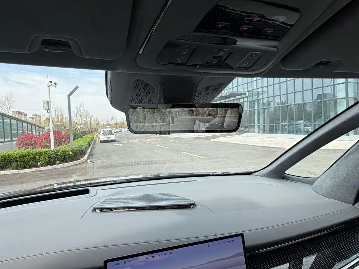 ZEEKR EXTREME KRYPTON 009