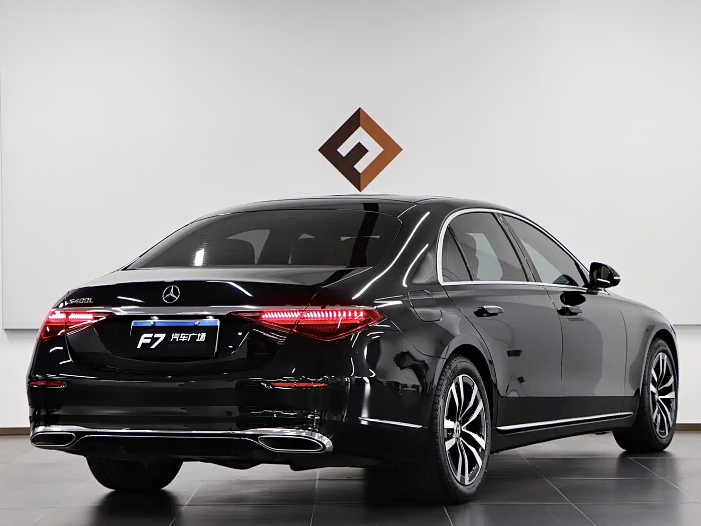 Mercedes-Benz S-Class 2023 Model S 400 L Luxury Edition фото 6