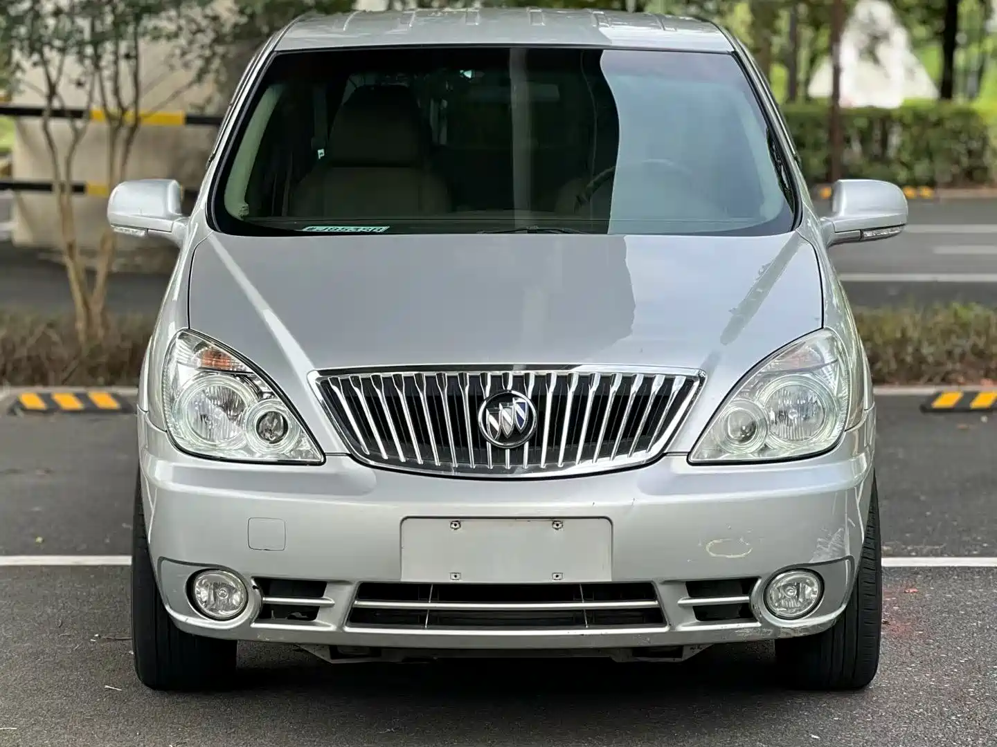 Фото 3 - Buick GL8