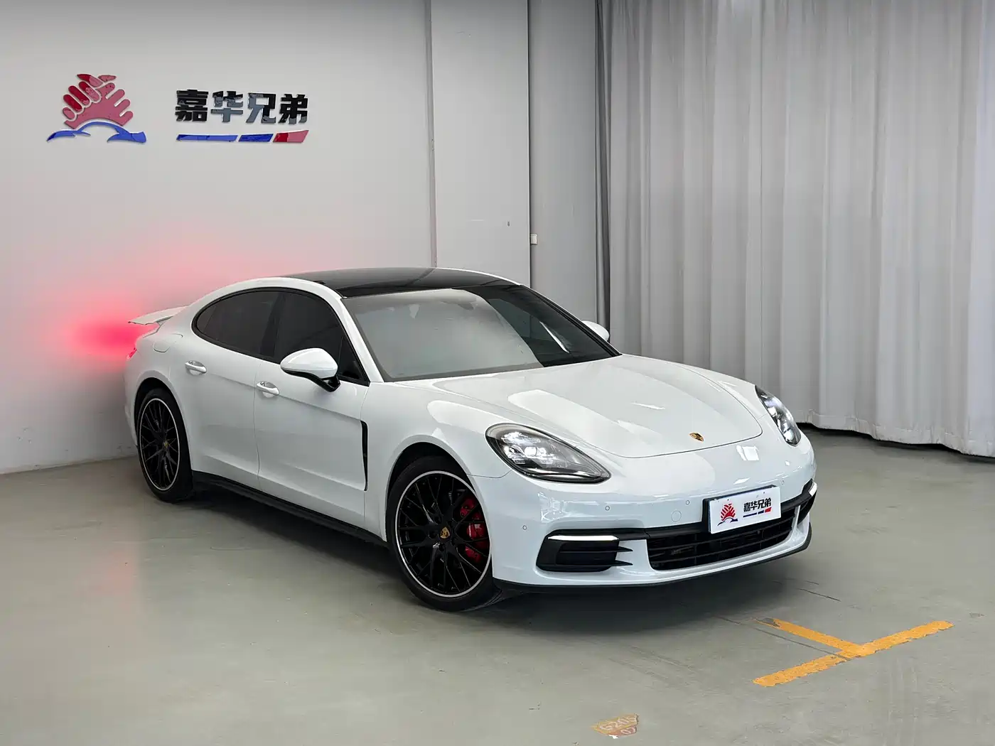 Porsche Panamera 2017 Panamera 3.0T фото 9