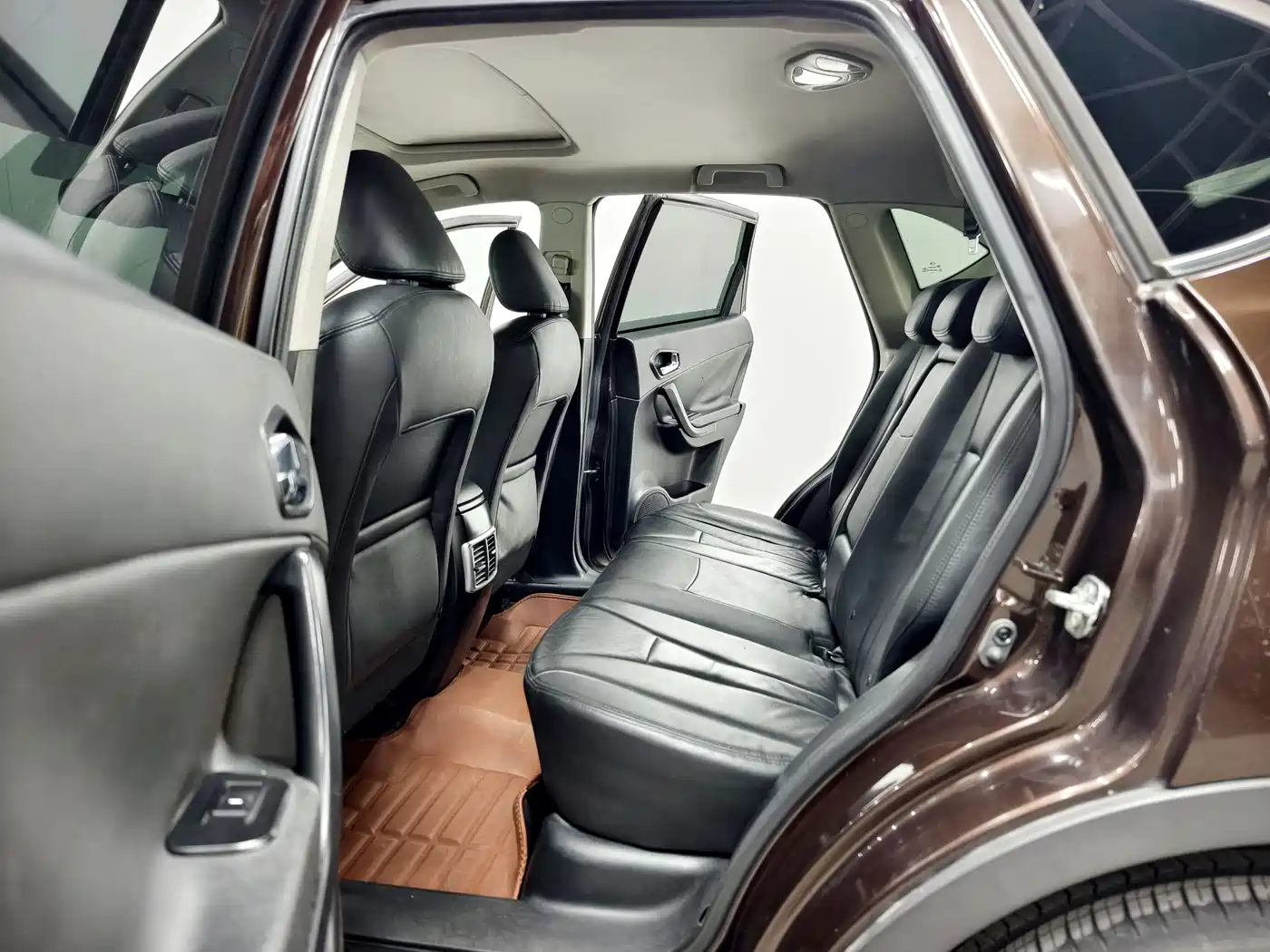 GAC Trumpchi Trumpchi GS5 2014 2.0L Auto 2WD Anniversary Value Edition фото 13