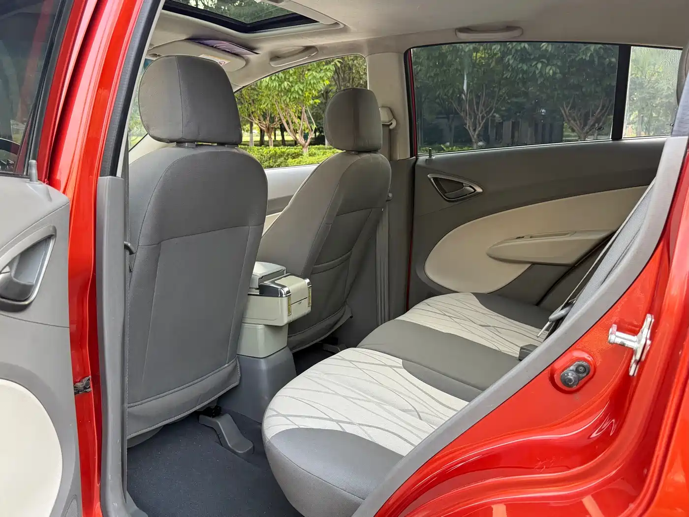 Chevrolet Sail 2012 2011 Hatchback 1.4L Manual Happiness Edition