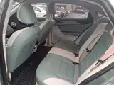 Фото 7 - Geely Geometry G6
