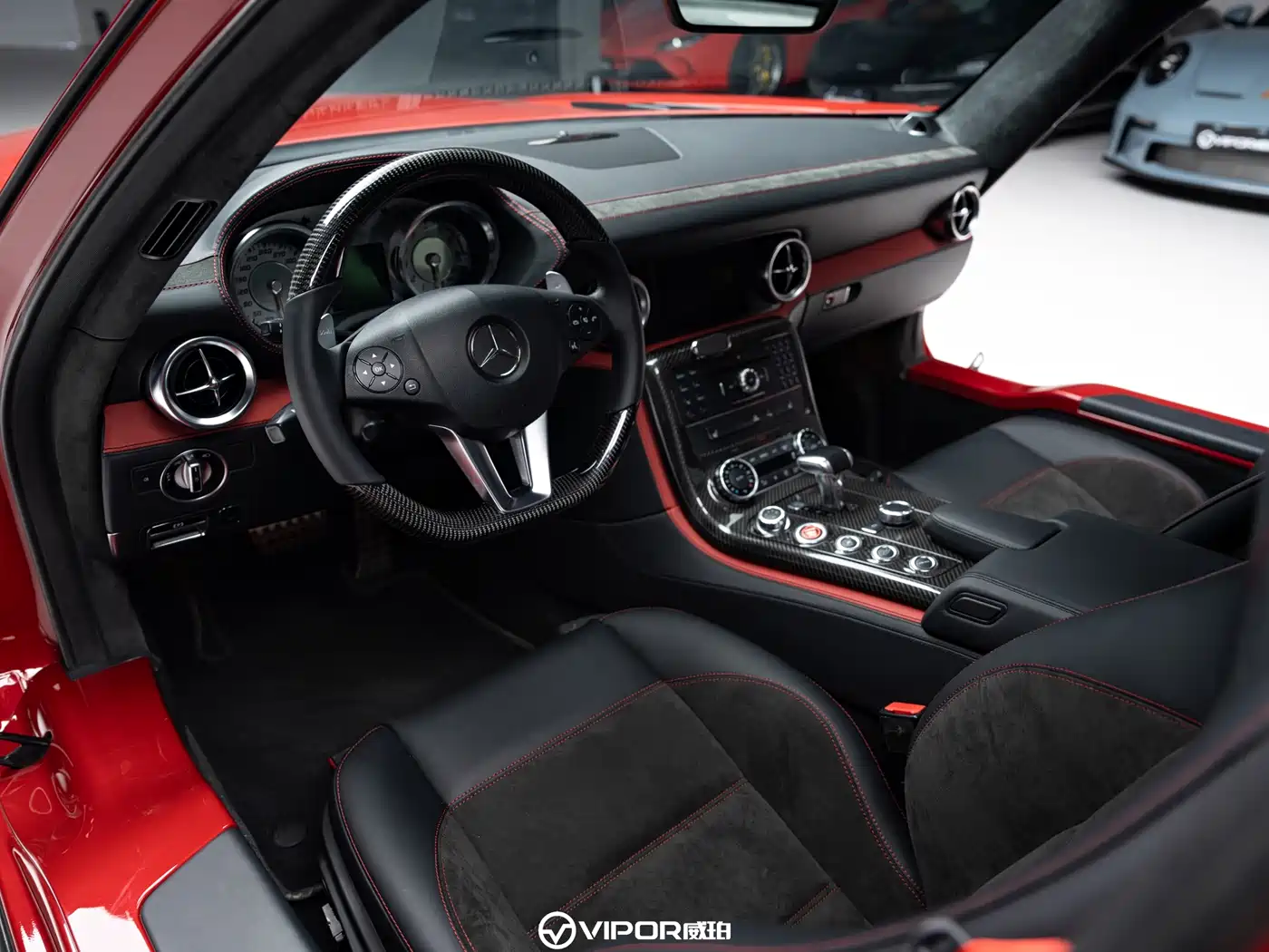 Mercedes-Benz SLS AMG 2013 SLS AMG 45th Anniversary China Limited Edition фото 8