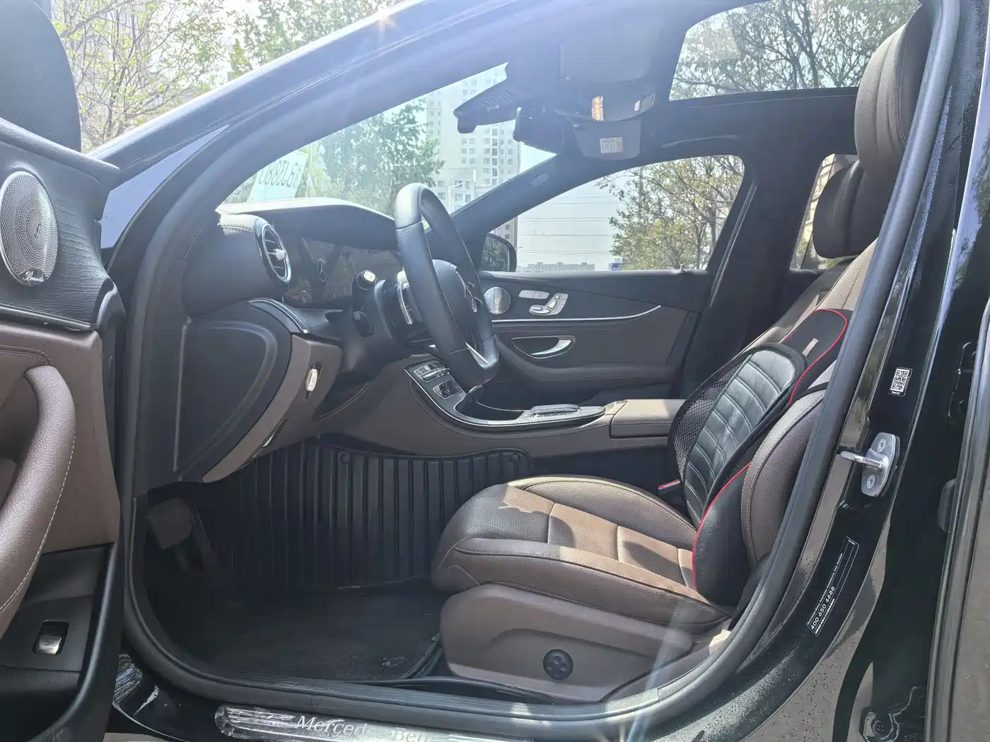 Mercedes-Benz E-Class 2021 E 300 L Sport Luxury Edition фото 4