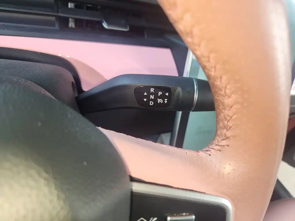 Nezha Auto Nezha V 2023 2022 Trend 400 Lite Pink Custom Edition