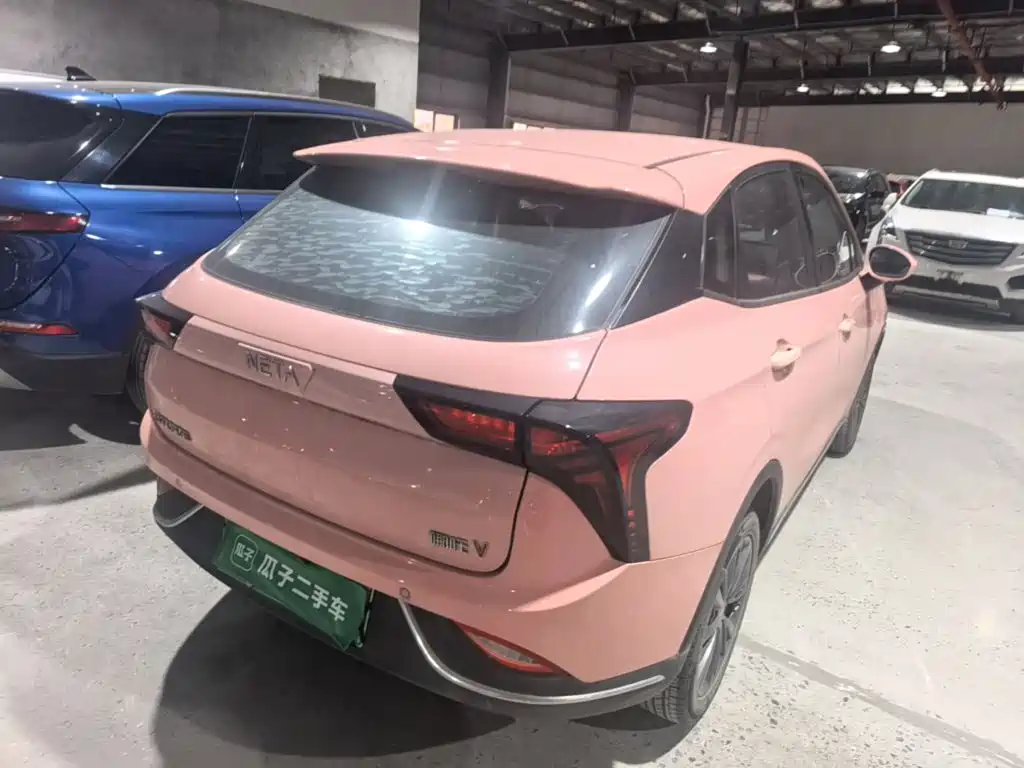 Nezha Auto Nezha V 2023 2022 Trend 400 Lite Pink Custom Edition