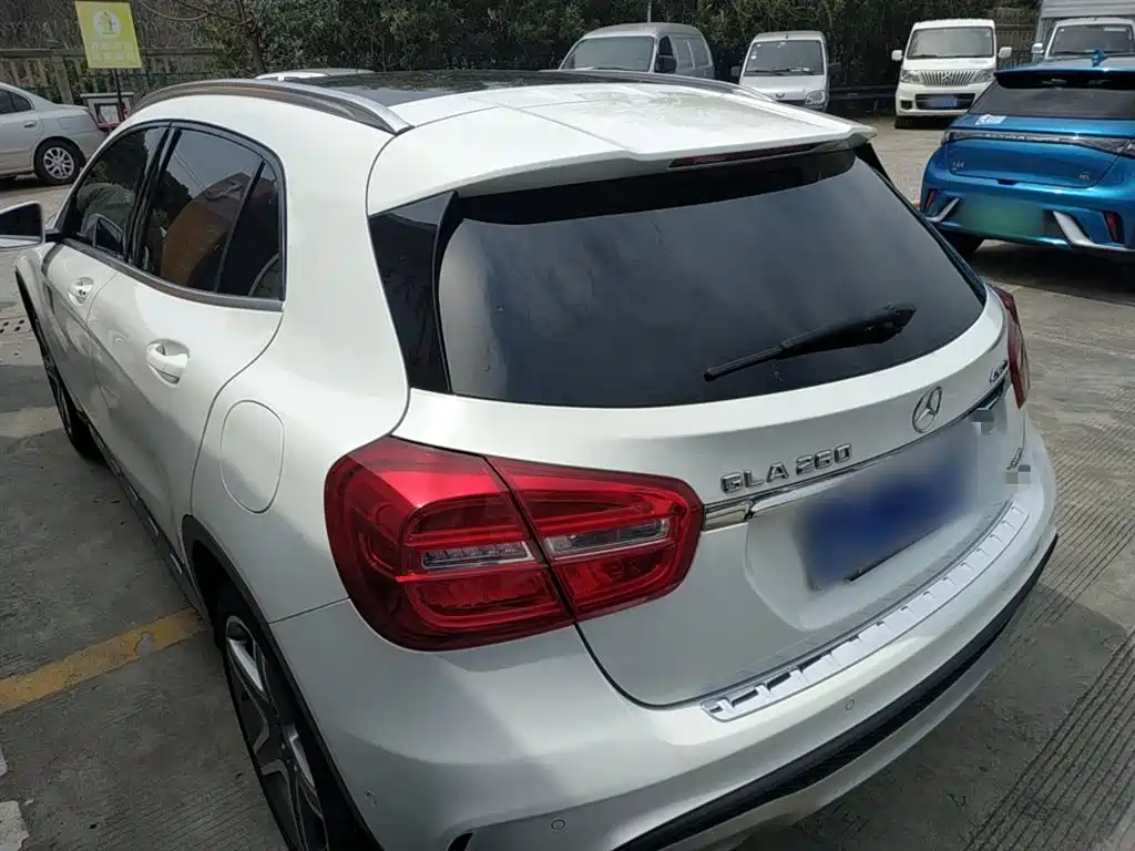 Mercedes-Benz GLA 2015 GLA 260 4MATIC Sport фото 5