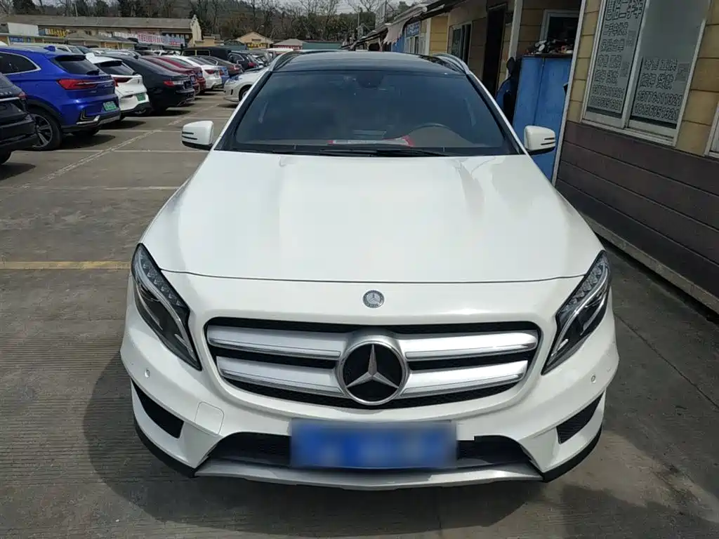 Mercedes-Benz GLA 2015 GLA 260 4MATIC Sport фото 3