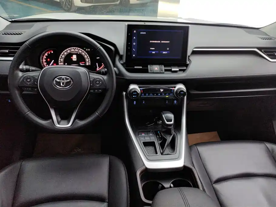 Toyota RAV4 Rongfang 2022 2.0L CVT 2WD Trend Plus Edition фото 12