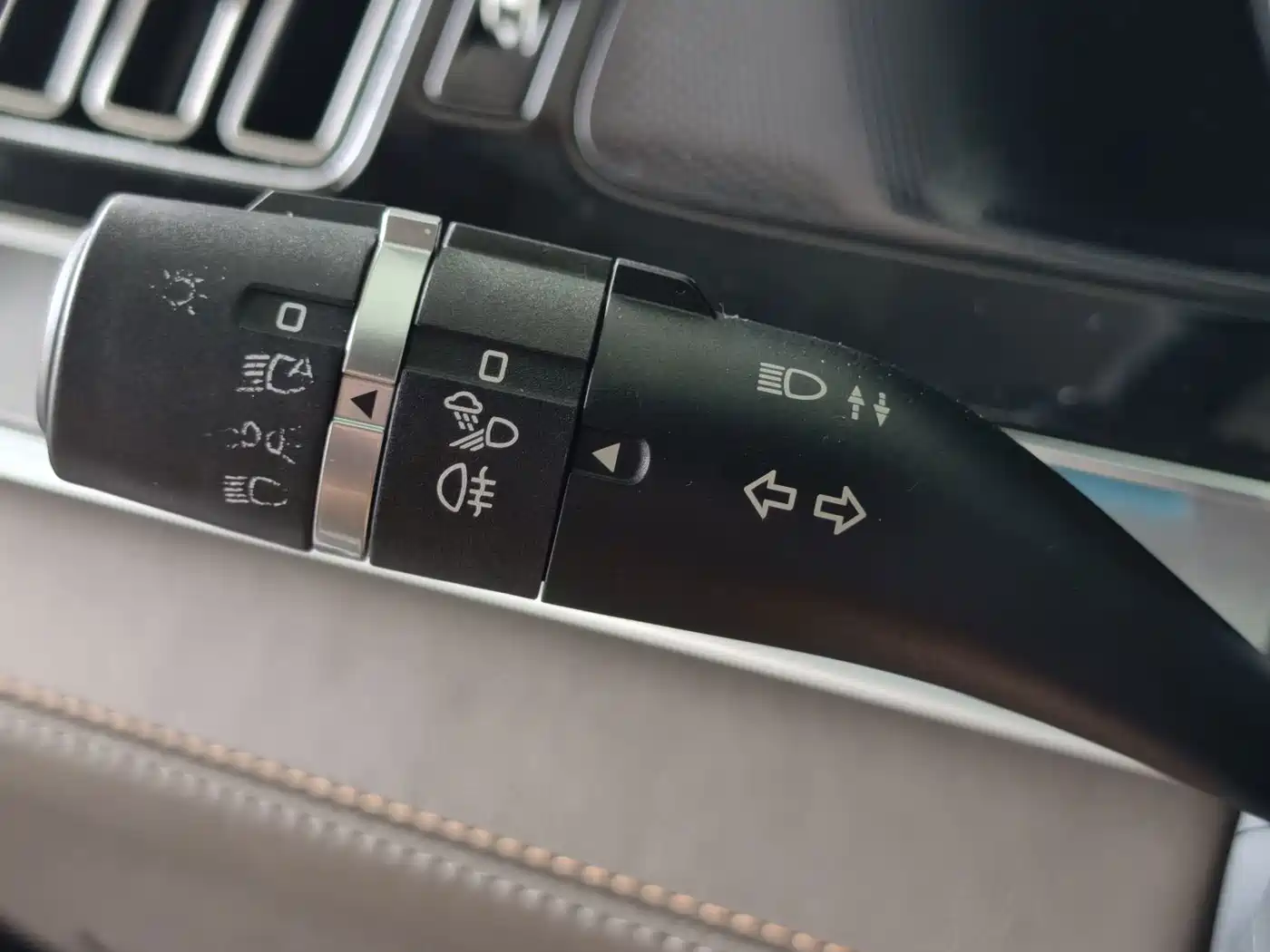 BYD Tang 2021 2021 2.0T Automatic Flagship