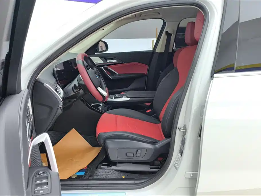 BMW X1 2023 xDrive25Li X Design Package фото 9