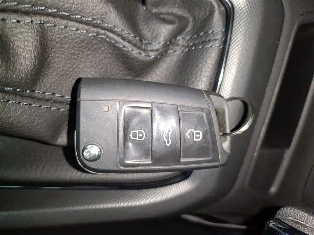 VOLKSWAGEN TU KAI