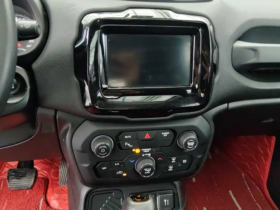 Jeep Renegade 2020 2019 220T Automatic Night Hawk Edition
