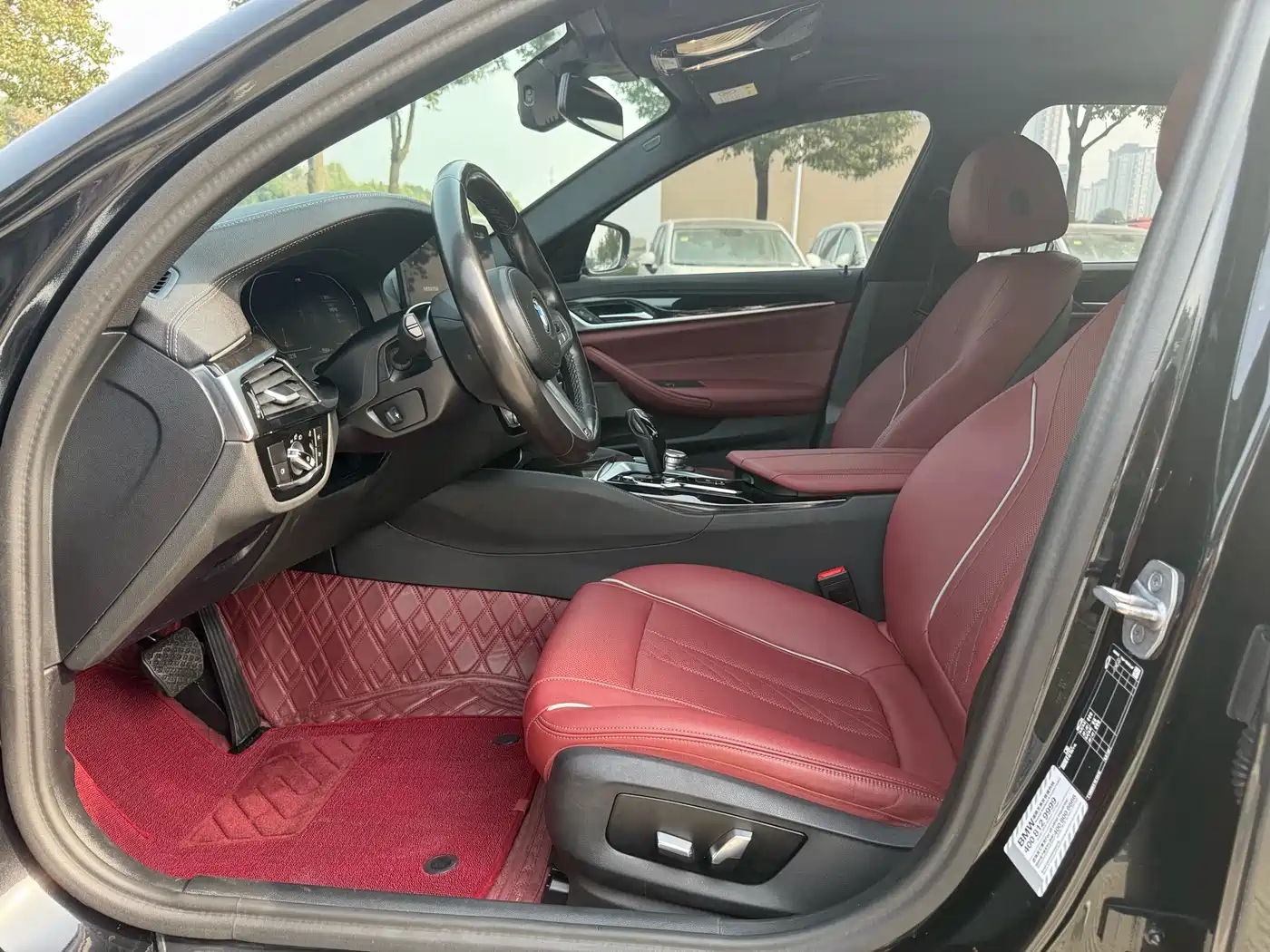 BMW 5 Series 2022 525Li M Sport Package фото 7