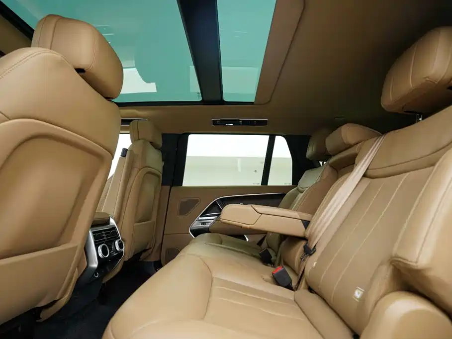 Фото 23 - Land Rover Range Rover