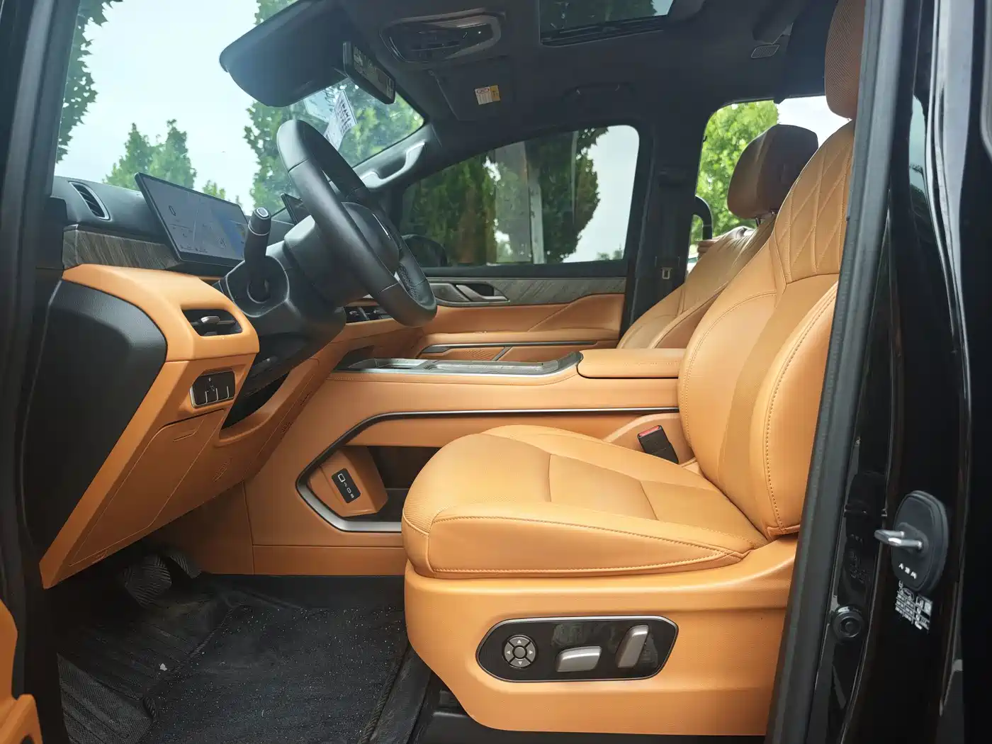WEY Alpine 2025 2025 AWD Alpine 8