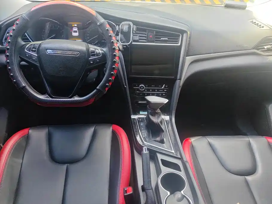 Venucia D60 2018 2018 1.6L CVT Smart Elite Edition