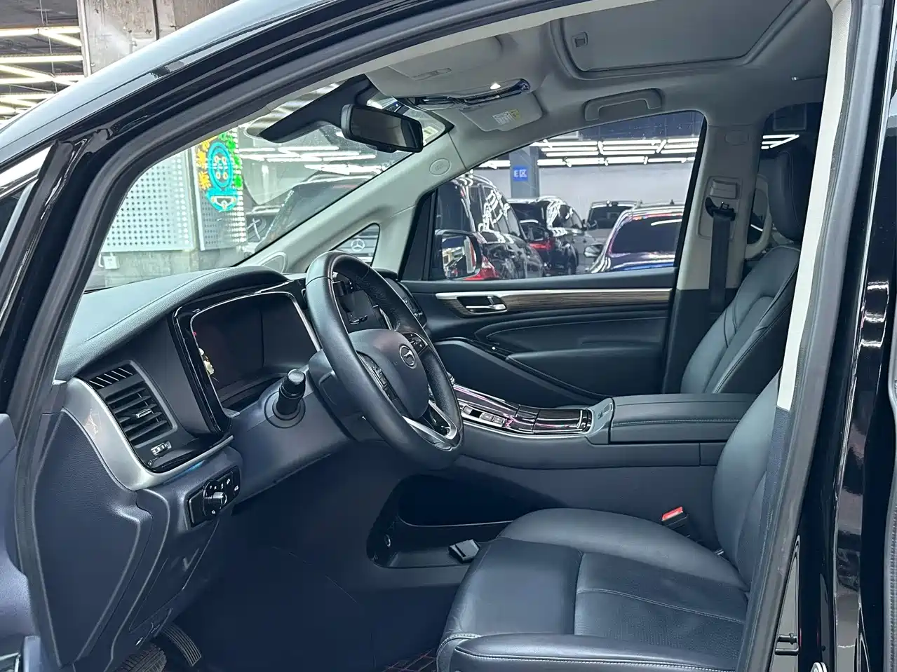 GAC Trumpchi Trumpchi M8 2021 Master Series 390T Ultimate Edition фото 4