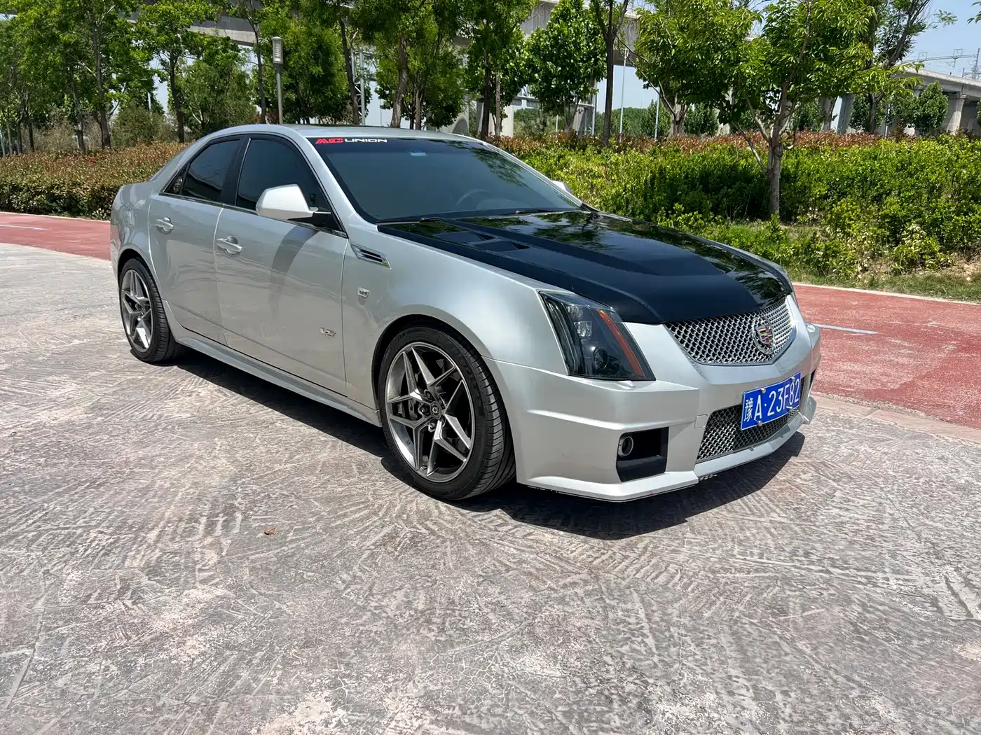Cadillac CTS (Import) 2009 Model 6.2L CTS-V фото 3