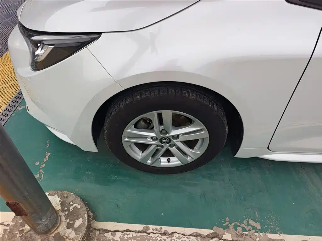 Toyota Levin 2021 185T CVT Luxury Edition фото 23