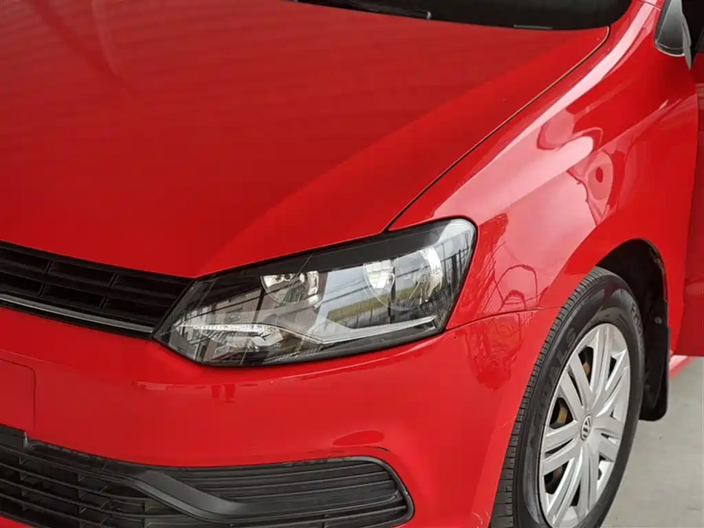 Volkswagen Polo 2016 1.4L Automatic Trend фото 24