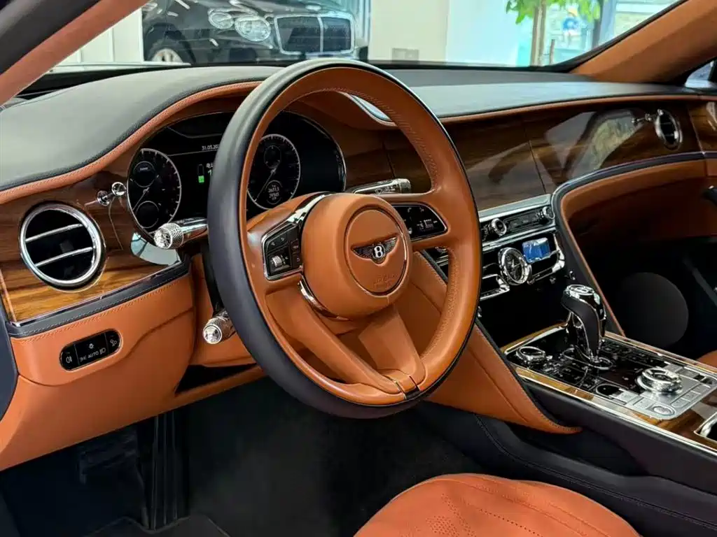 BENTLEY FLYING SPUR PLUG IN HYBRID