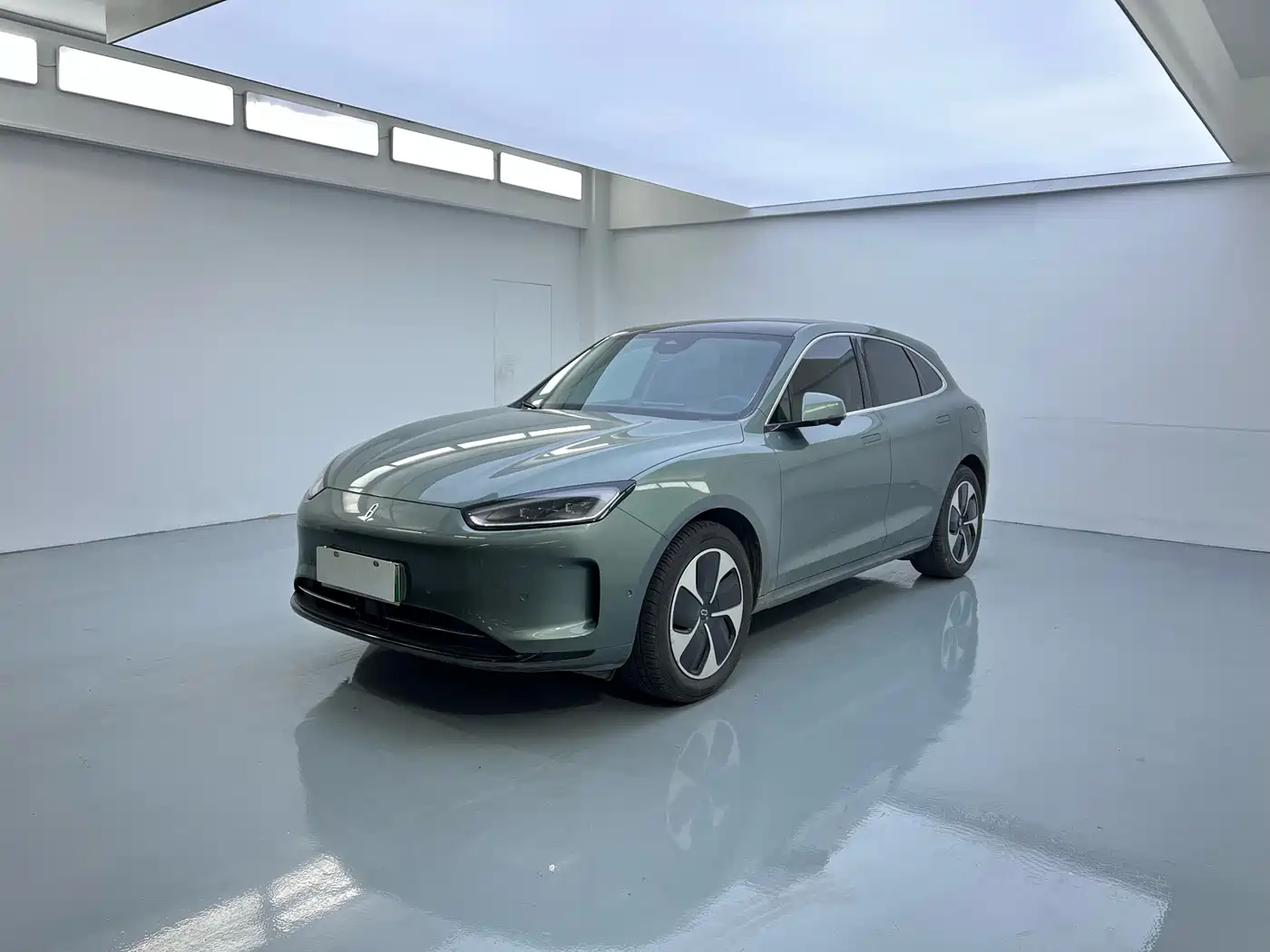 AITO Wenjie AITO M5 2022 Pure Electric RWD Standard Edition фото 3