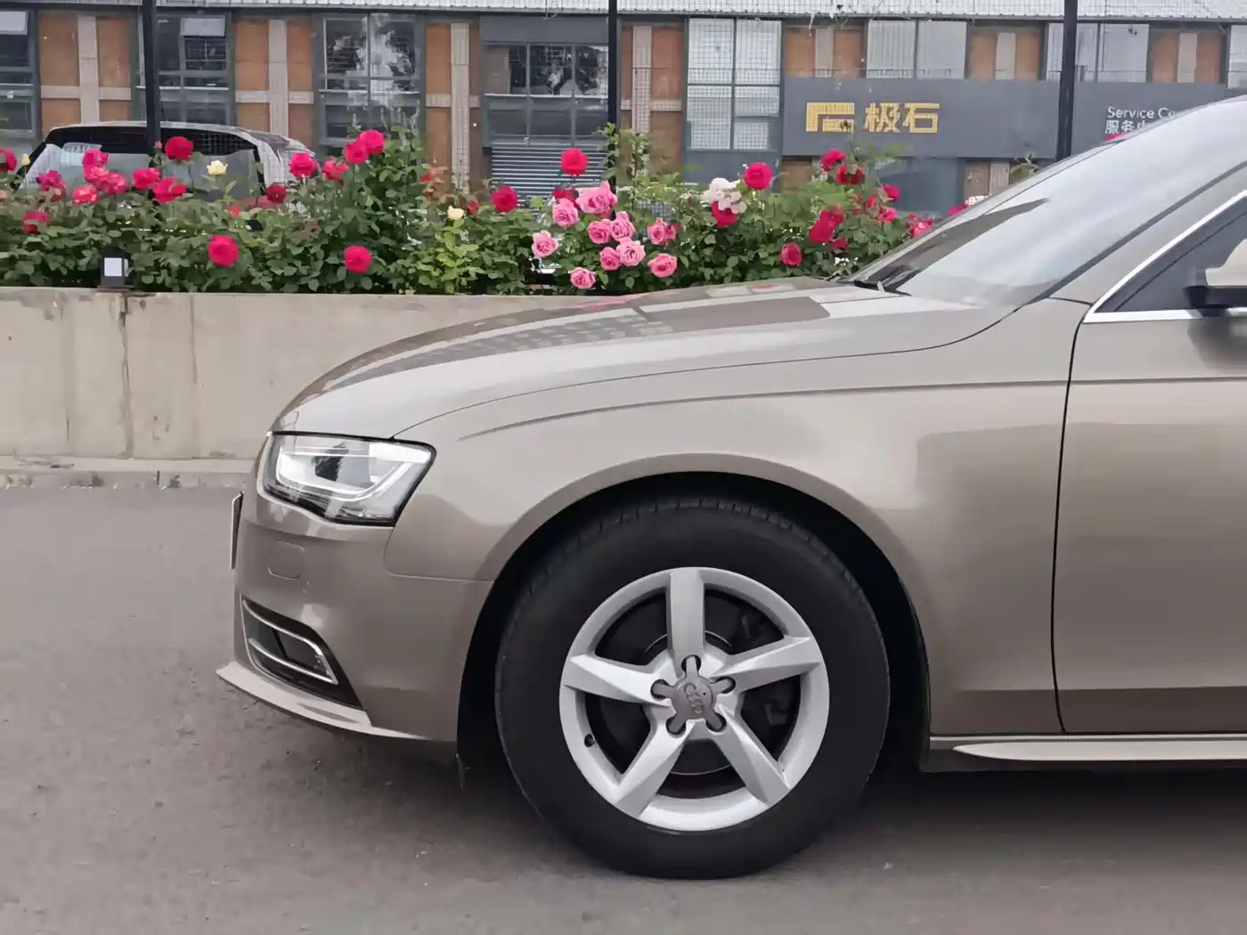 Audi A4L 2013 35 TFSI Automatic Standard фото 22