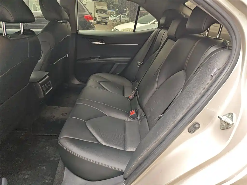 Toyota Camry 2019 Facelift 2.0G Luxury Edition фото 13