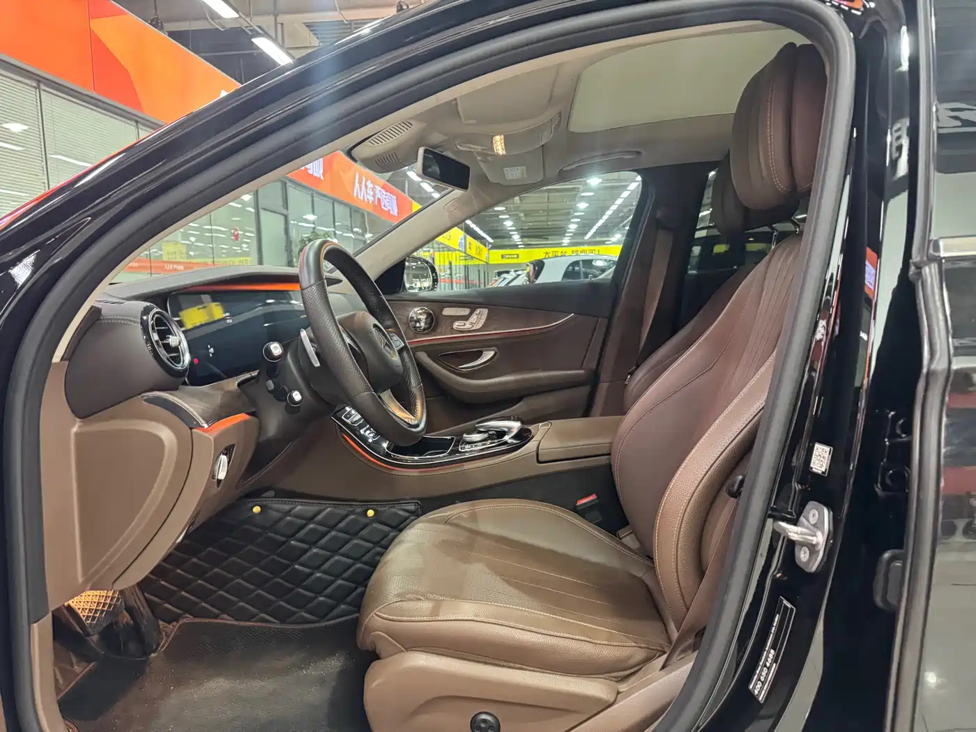 Mercedes-Benz E-Class 2016 E 300 L Luxury фото 7