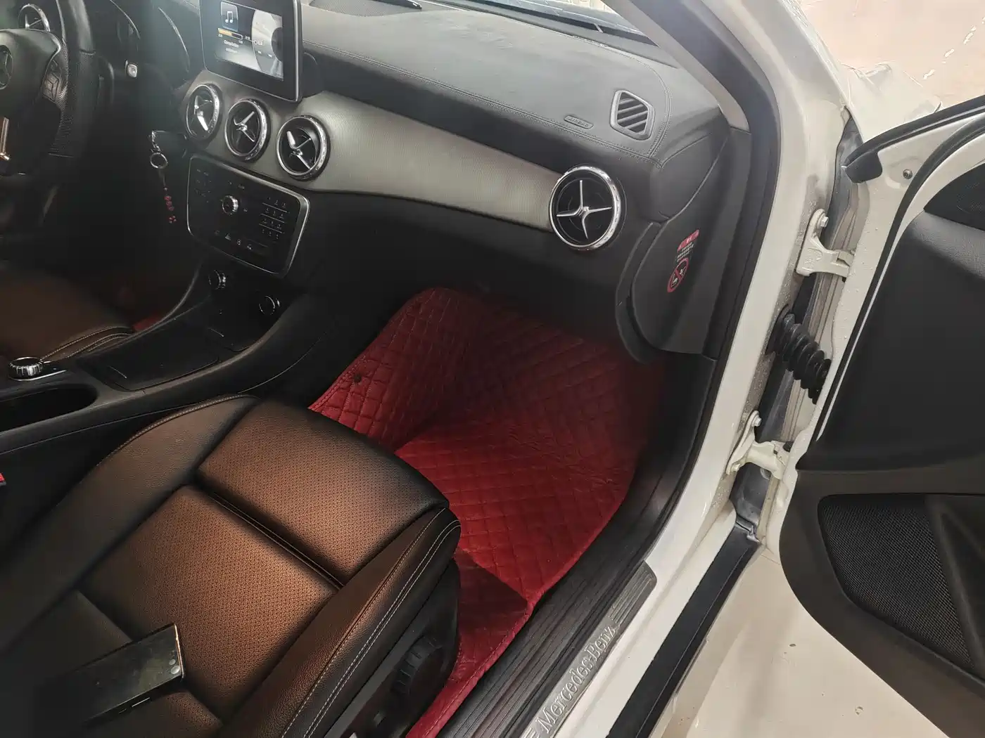 Mercedes-Benz GLA 2016 GLA 200 Fashion фото 7