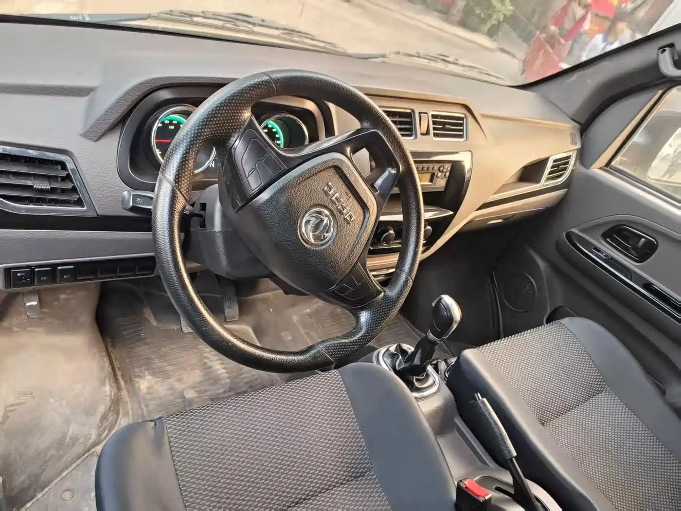 Dongfeng Yufeng Yufeng EM26 2022 2023 Model Premium Edition 41.86kWh CATL