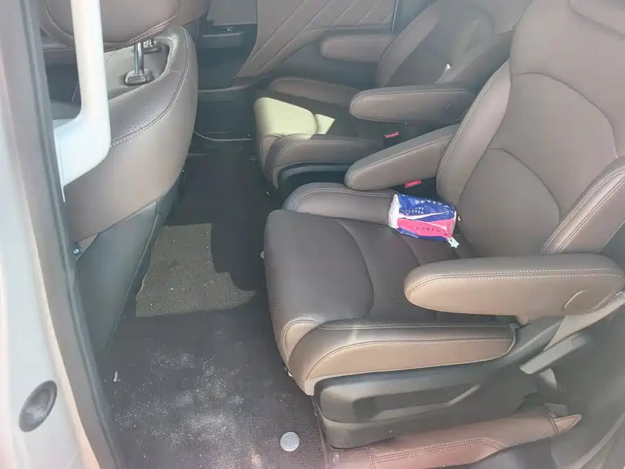 Photo 11 - Wuling Motors Xingguang 730