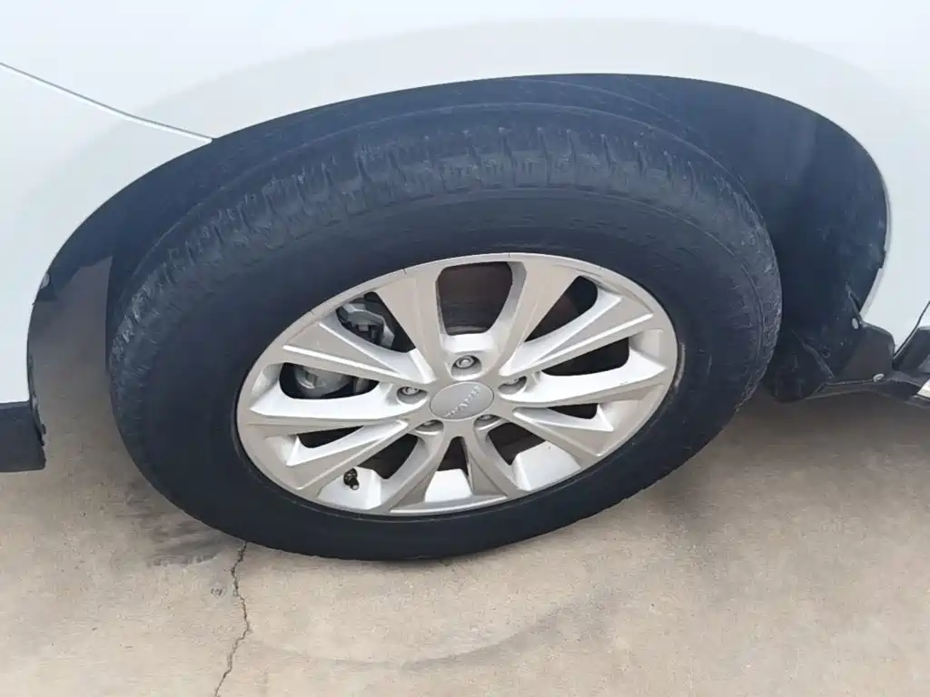 Фото 23 - Haval H6